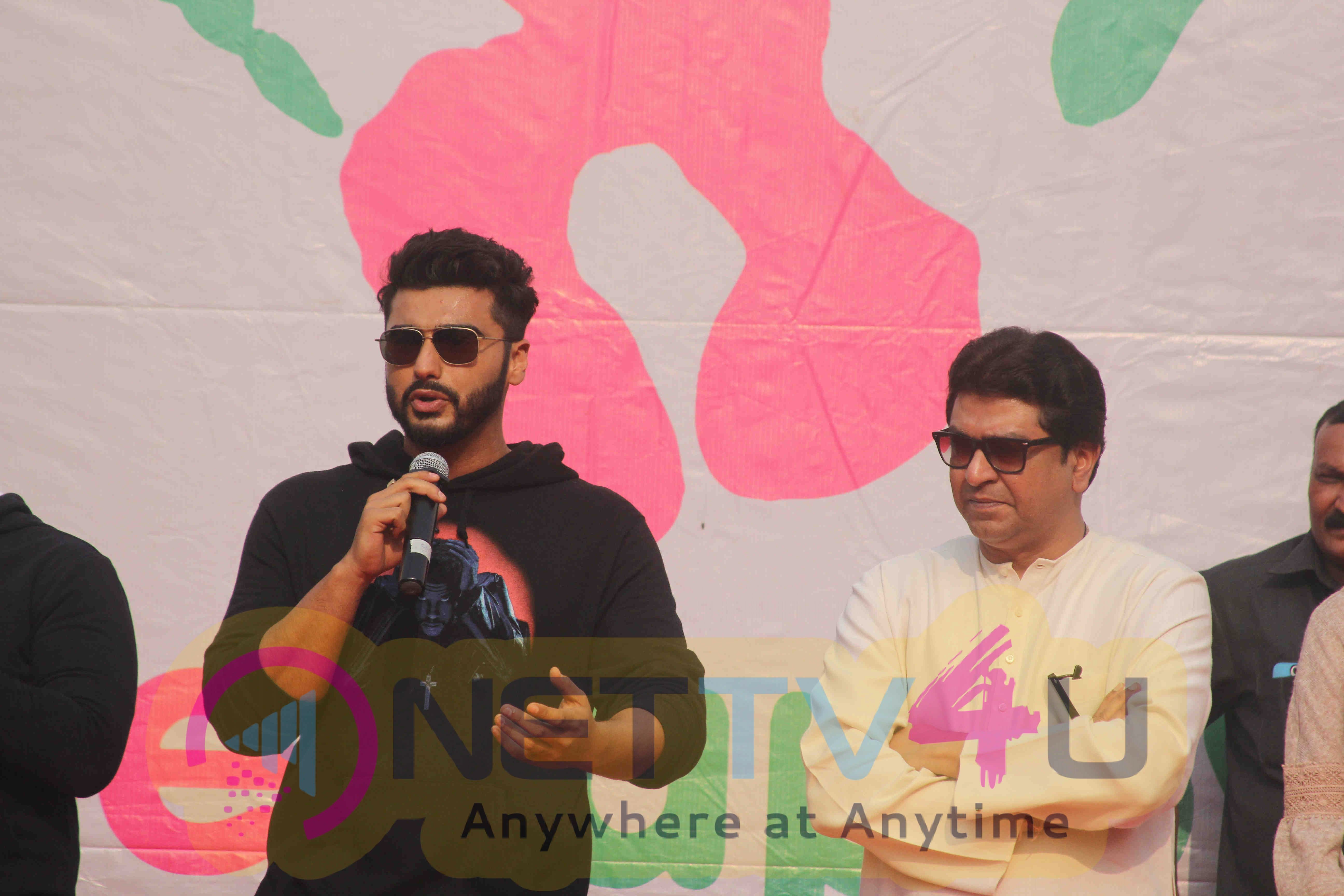 Raj Thackeray, Arjun Kapoor And Priya Wal At Lokhandwala Street Festival Images Hindi Gallery