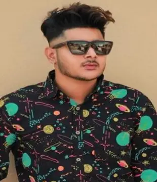 Punjabi Singer Laddi Singh