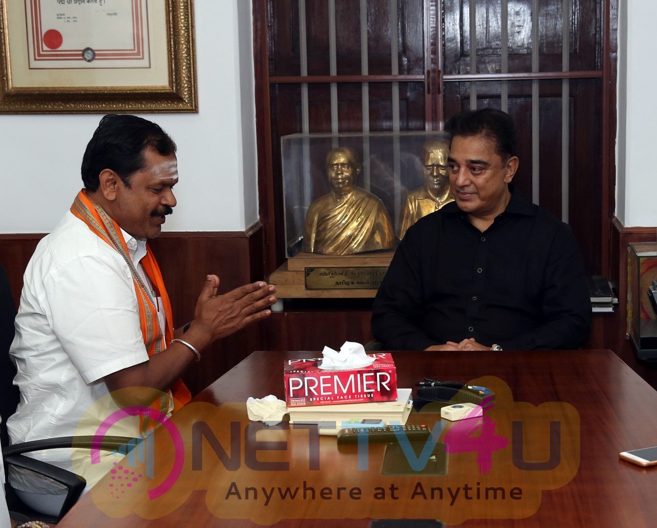 Arjun Sampath Meets Kamal Haasan Photos Tamil Gallery