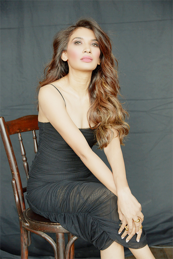 Hindi Producer Mansi Bagla