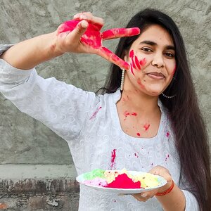 Hindi Youtuber Rakhi