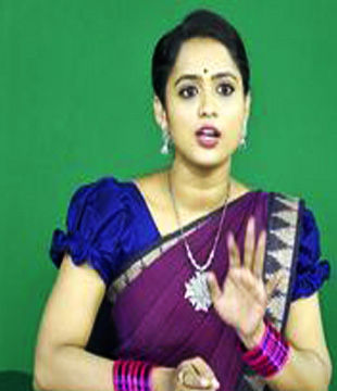 Telugu Anchor Teenmaar Radha