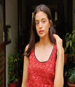 Hindi Tv Actress Tanisha Mehta