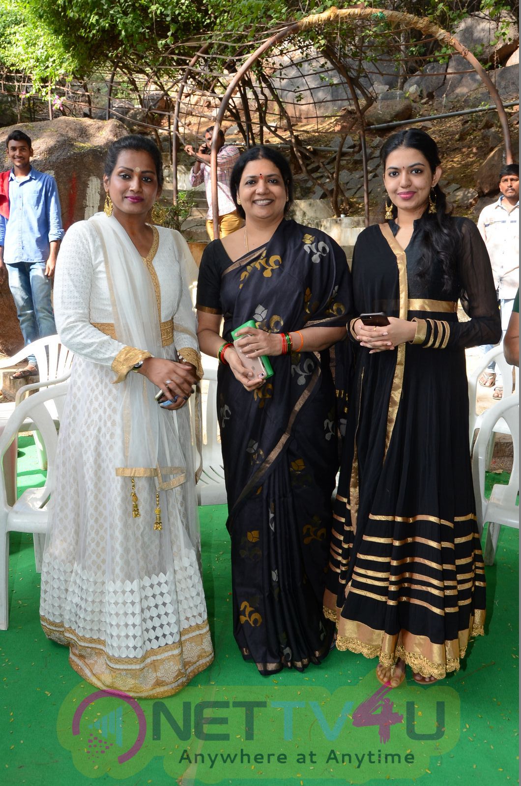 Nene Mukhyamantri Movie Opening Pics Telugu Gallery