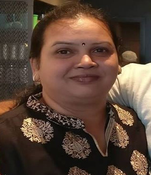 Telugu Producer Asha Jyothi Gogineni