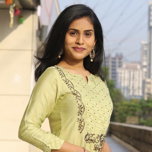 Marathi Tv Actress Parineeta Pawaskar