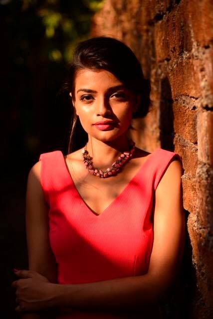 Actress Ashna Zaveri Cute Images Tamil Gallery
