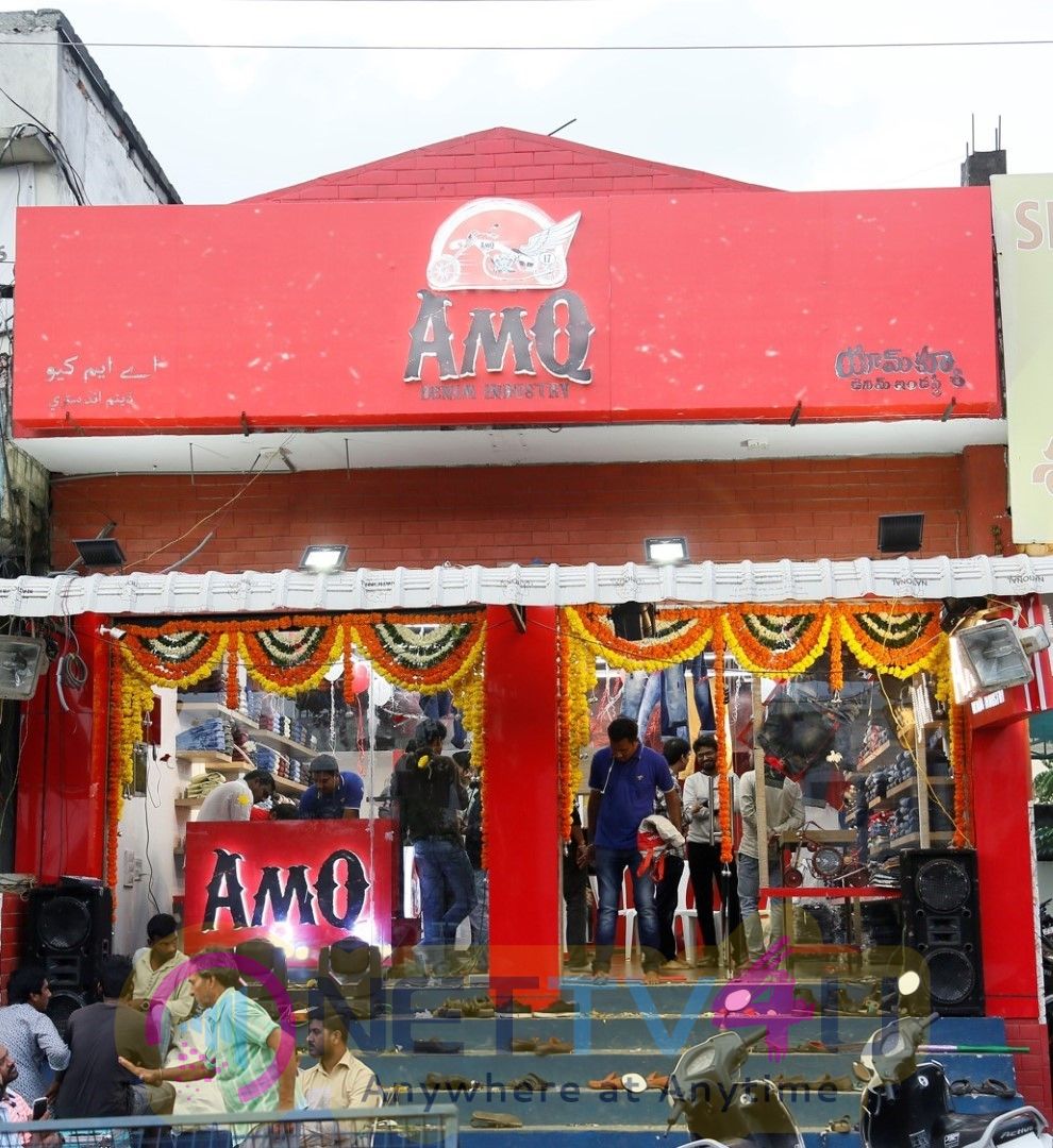  Adhi Pinisetty Launches AMQ Denim Industry ShowRoom Cute Images  Telugu Gallery