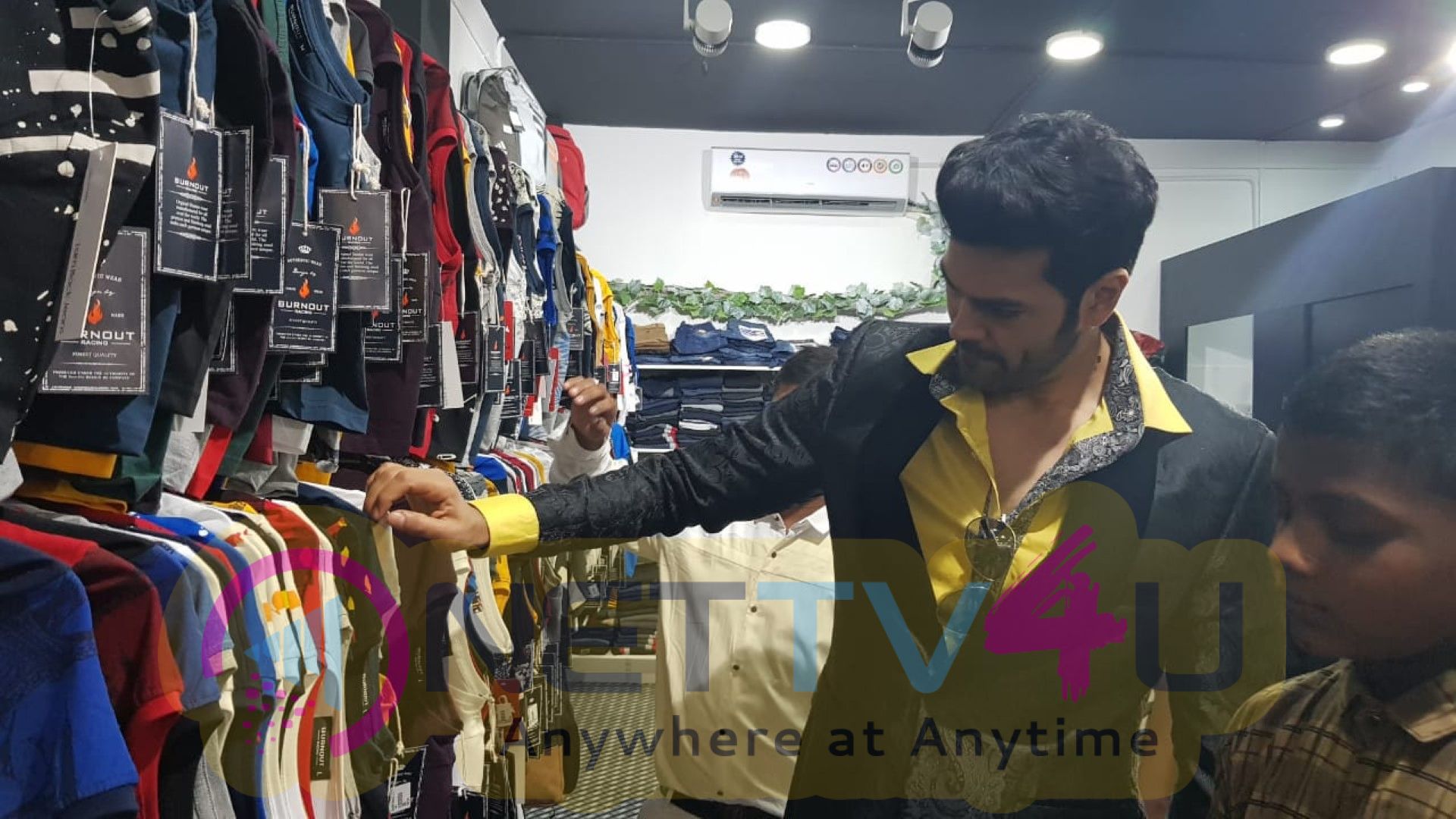 Actor Ganesh Venkatram Launched Swag Mens Wear Store In Triplicane Beautiful Images  Tamil Gallery