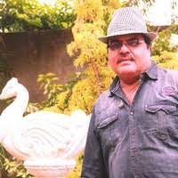 Ashok Kamle Hindi Director