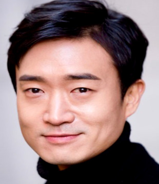 Korean Actor Jo Woo-jin