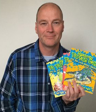 English Author Alan Dapre