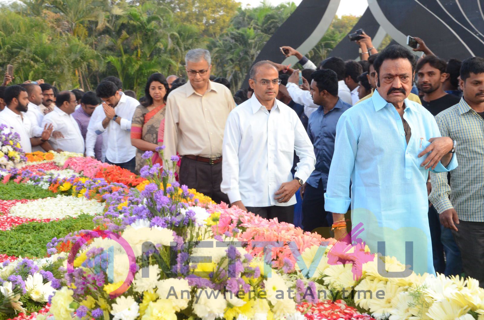  NTR Family Members At NTR Ghat Photos Telugu Gallery