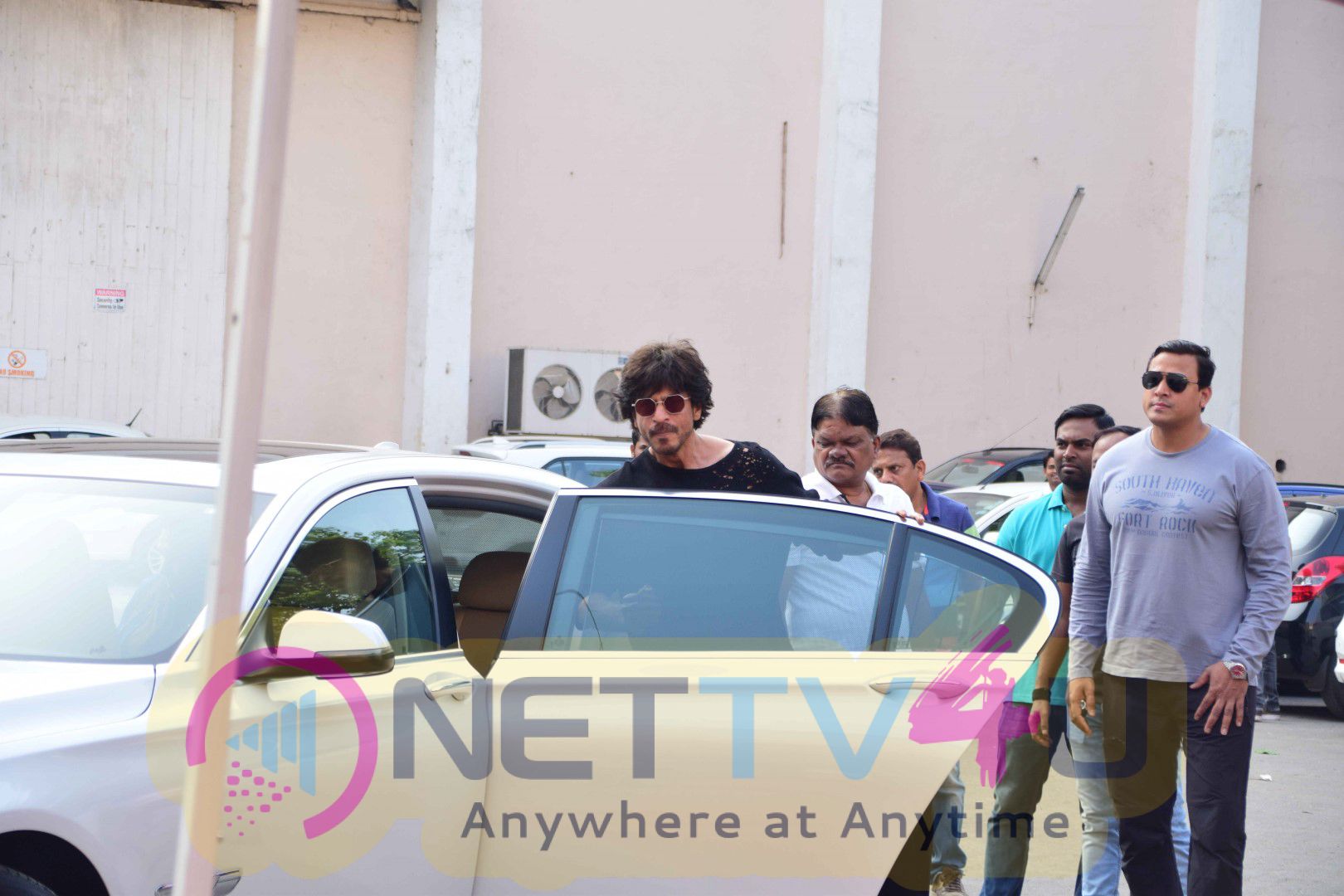 Shah Rukh Khan At Film Raees Media Meet Photos Hindi Gallery
