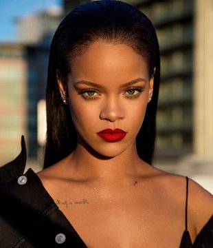 English Singer Rihanna