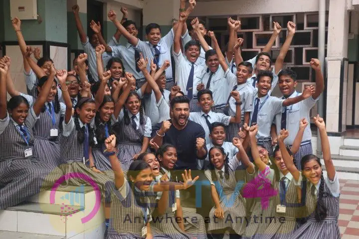  Arjun Kapoor Ambassador For Gender Equality Of Girl Rising India Foundation With 40 Kids  Hindi Gallery