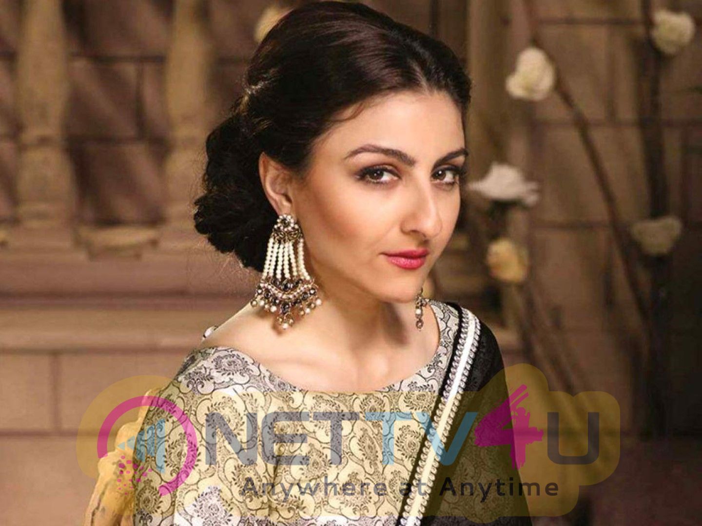 Actress Soha Ali Khan Stunning Stills | 573975 | Galleries & HD Images