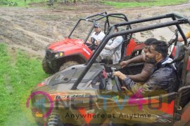 India 1st Off Roading Rally Mud Skull Adventure  With  Suniel Shetty Hindi Gallery