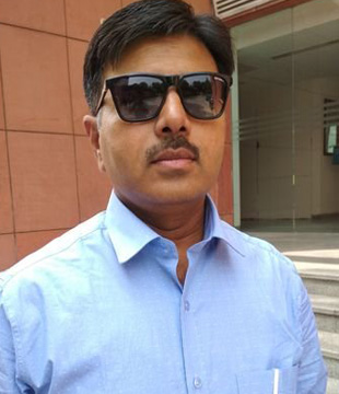 Hindi Journalist Manish Kumar