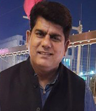 Hindi Journalist Sanjeev Trivedi