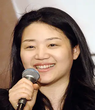 Korean Screenplay Writer Jo Yoon-young