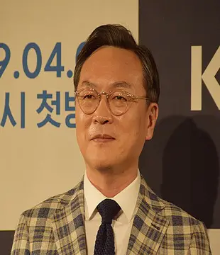 Korean Actor Kim Eui-sung