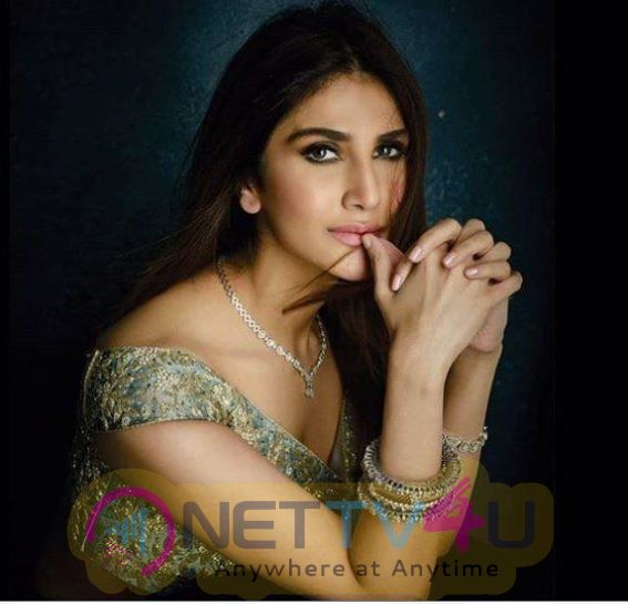 Hindi Actress Vaani Kapoor Hot Latest Photos Hindi Gallery