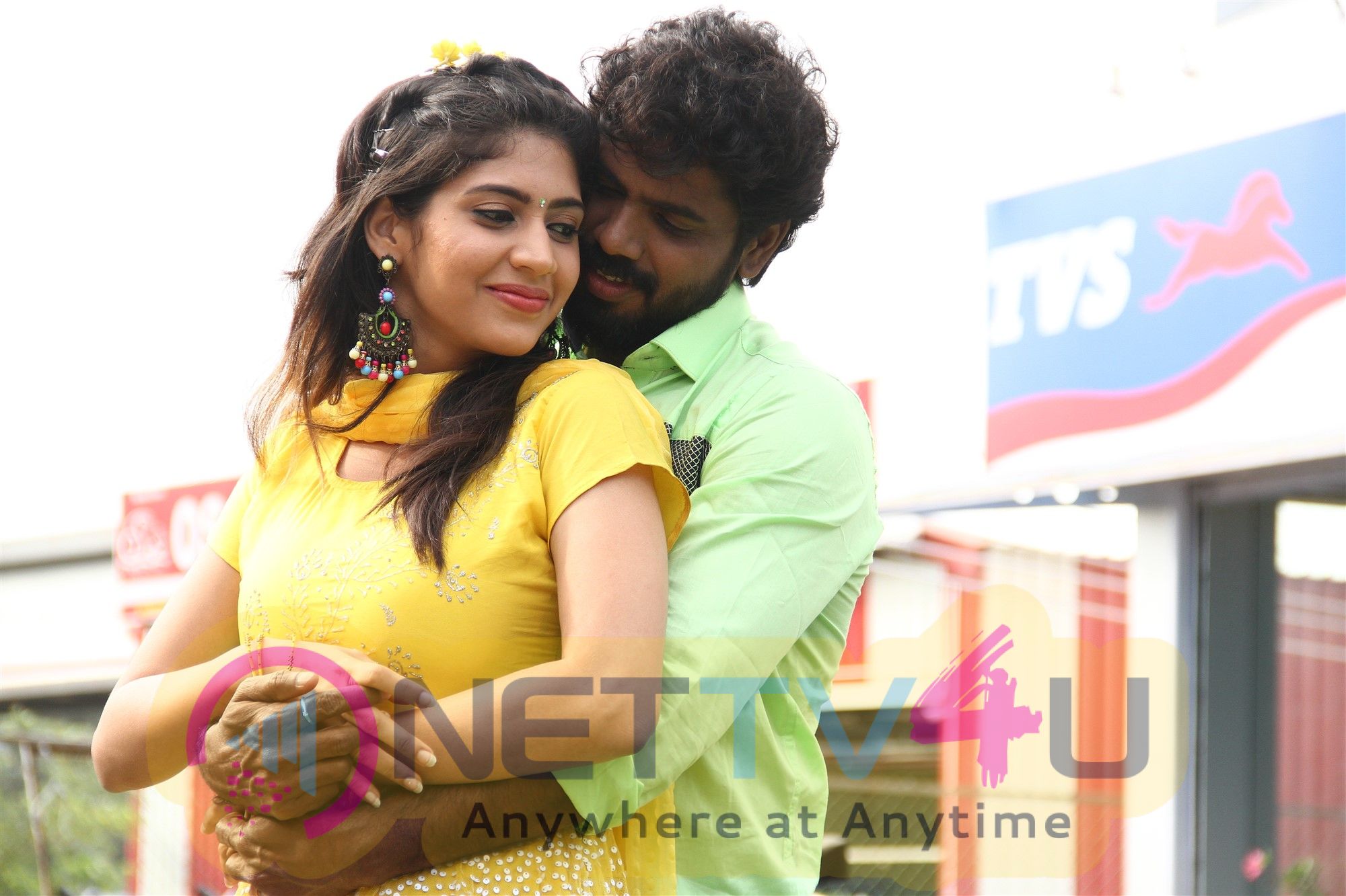 Tea Kadai Bench Movie Images Tamil Gallery