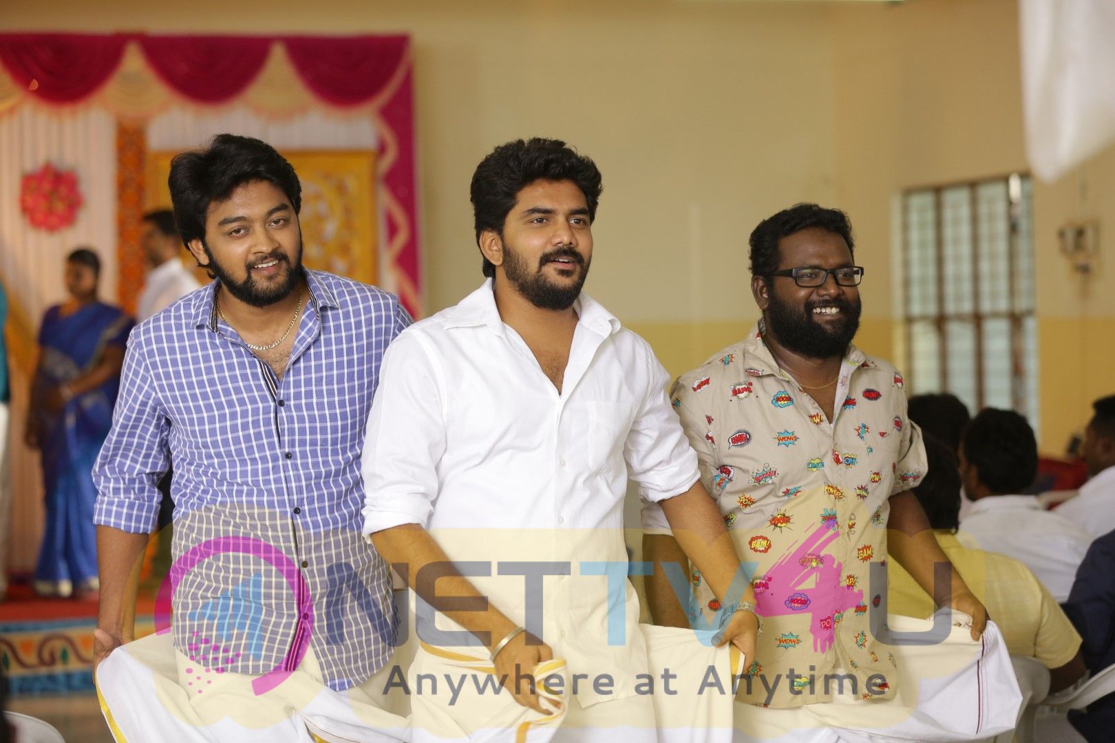 Natpuna Ennanu Theriyuma Cast And Crew Tamil Gallery