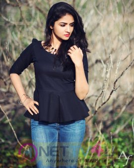 Actress Shira Latest Stills