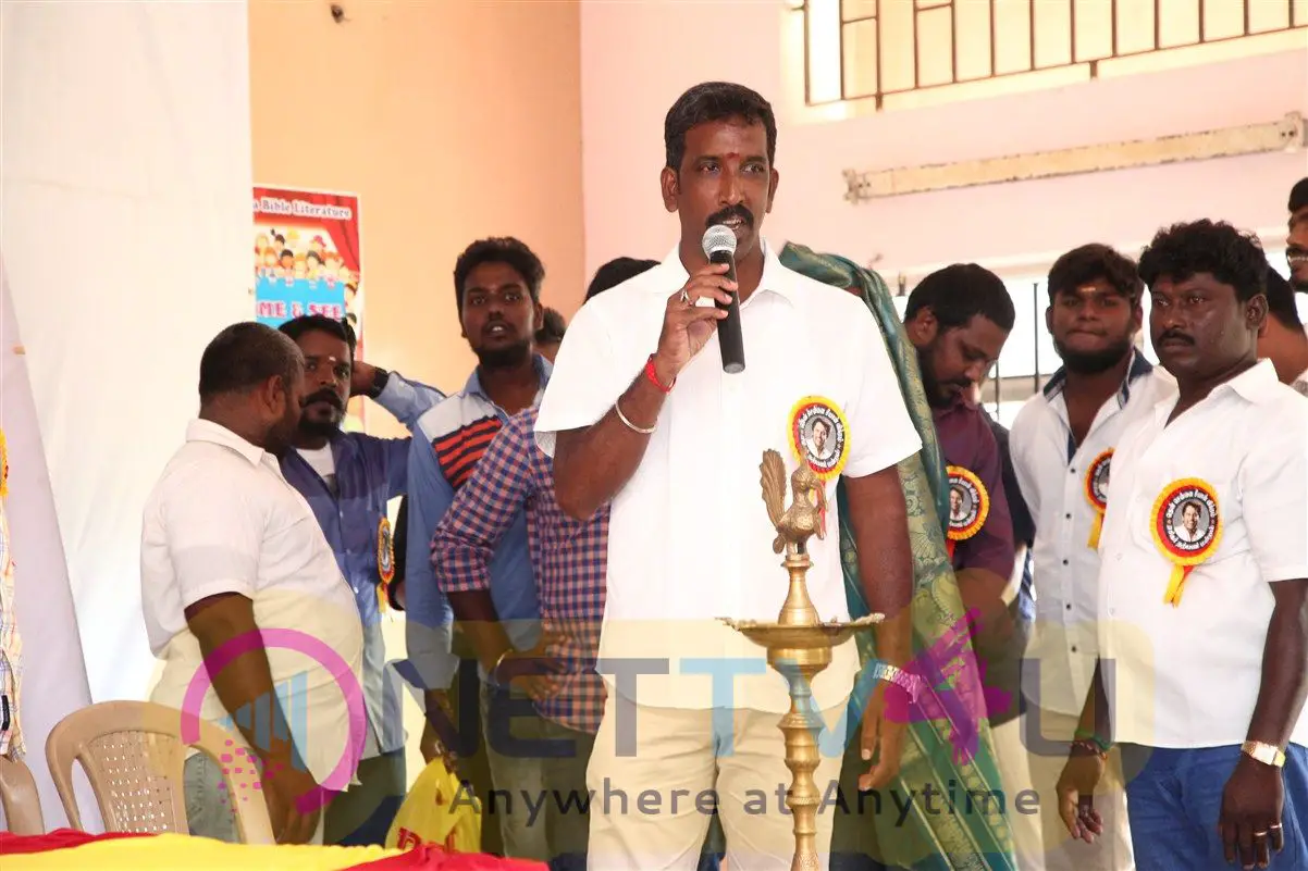 Chiyaan Vikram Birthday Celebration Stills Tamil Gallery