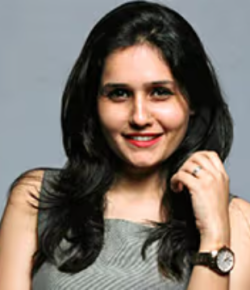 Writer Nikita Chaturvedi Hindi Writer