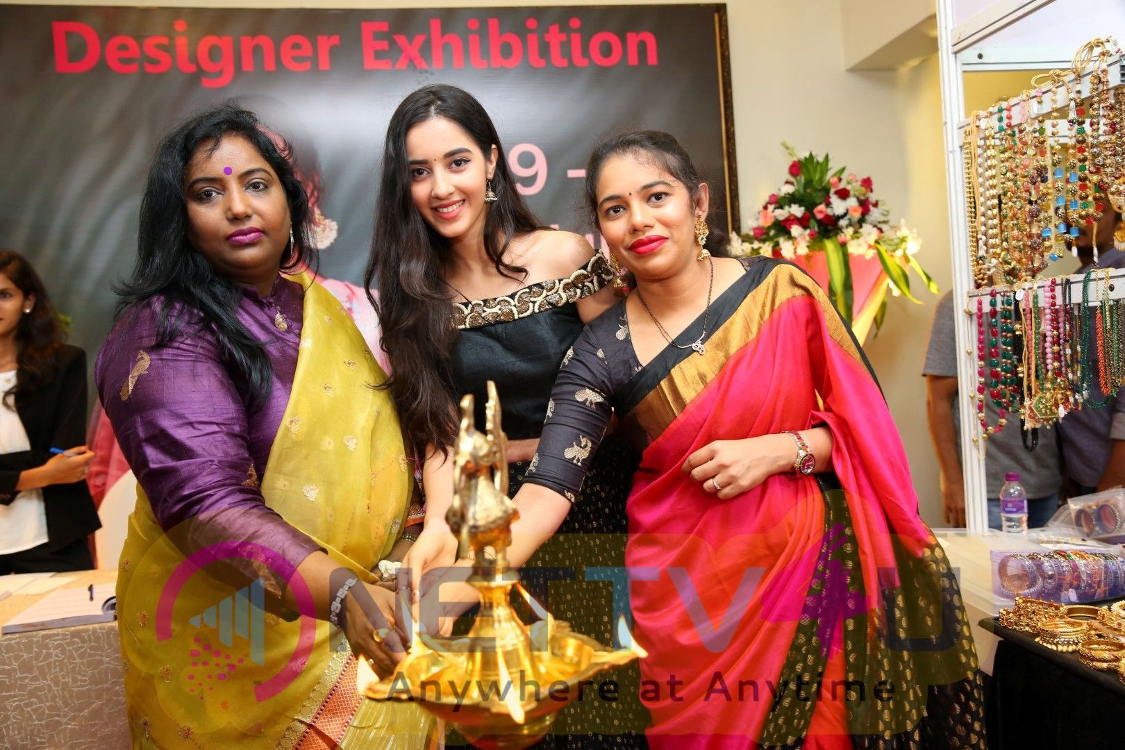 Actress Simran Kaur Inaugurates Melodrama Expo at Taj Deccan Cute Images  Telugu Gallery