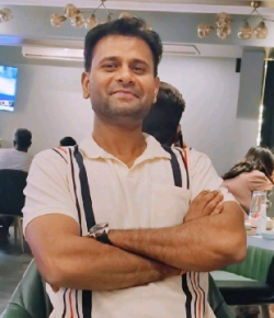 Manish Kori Marathi Associate Director