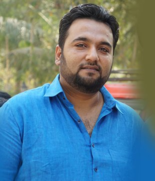 Lom Harsh Hindi Writer