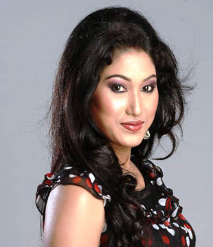 Assamese Tv Actress Poppy Parna