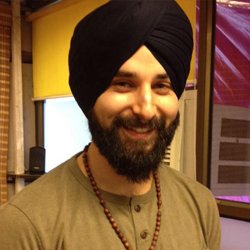 Rockey Raina Hindi Supporting Actor