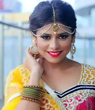 Marathi Tv Actress Ashvini Mahangade