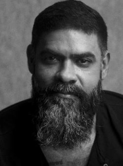 Shujaat Saudagar Hindi Director