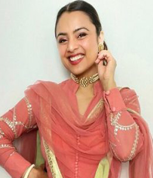 Punjabi Actress Amreen Gill