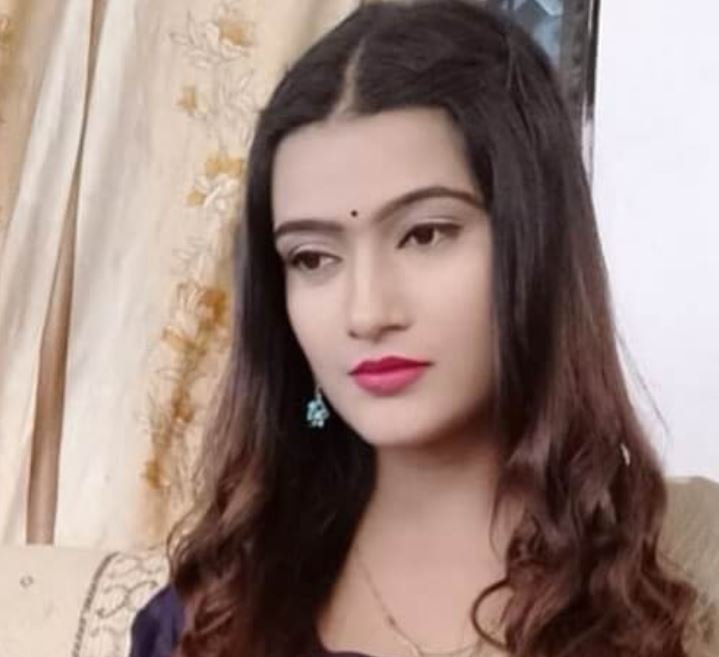 Bhojpuri Actress Sanni Singh