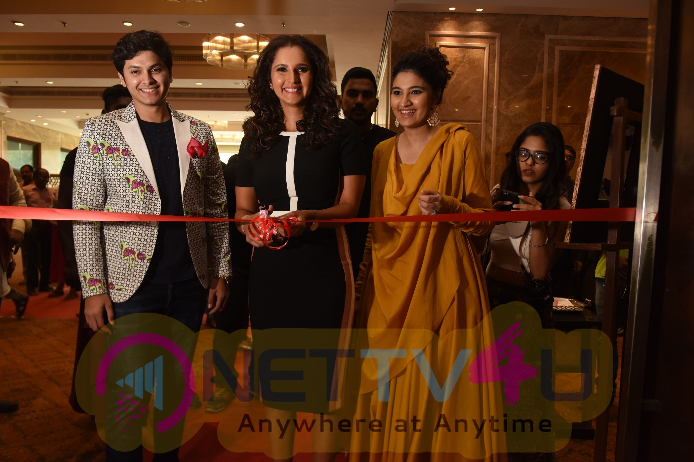  Sania Mirza Inaugurates The Label Bazaar Photos Tamil Gallery