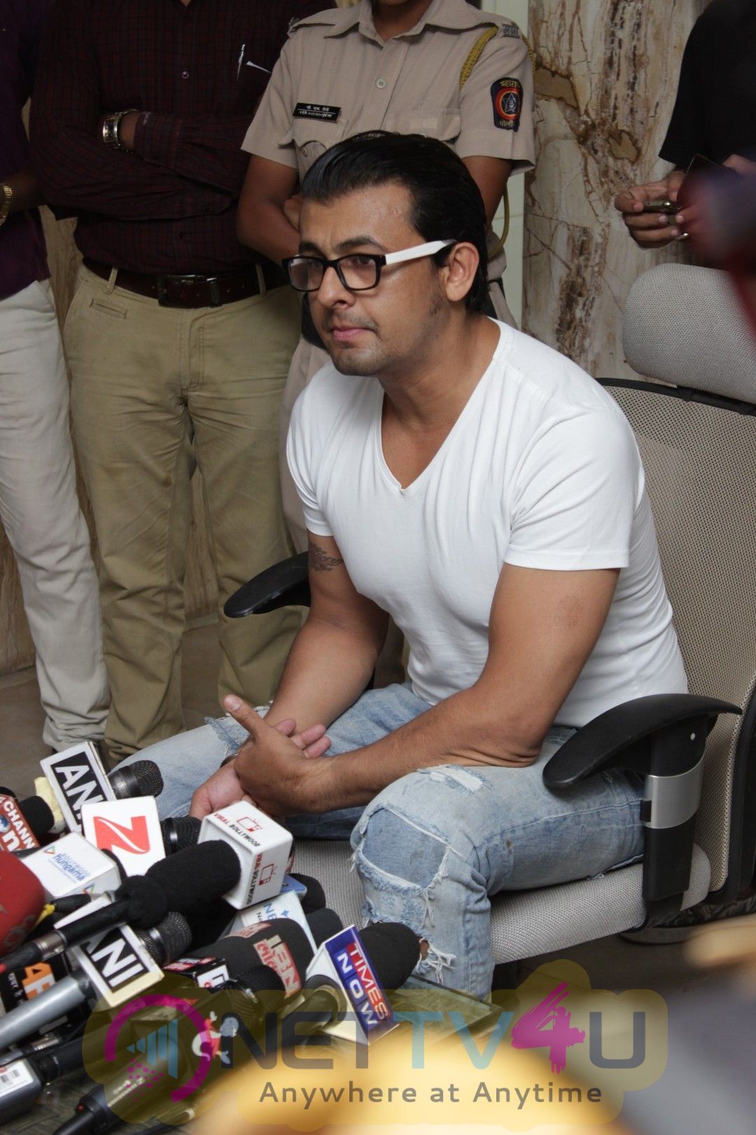 Press Conference For Azaan Controversy With Sonu Nigam Hindi Gallery