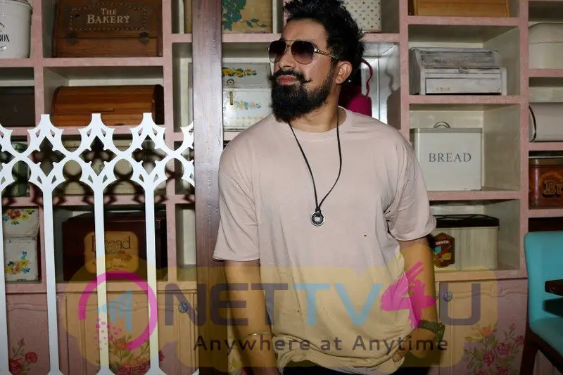 Unveiling The Men's Collection With Rannvijay Singh Hindi Gallery