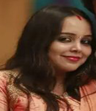 Tamil Contestant Priya Karthik