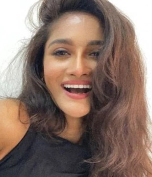 Hindi Model Sushrii Shreya Mishraa