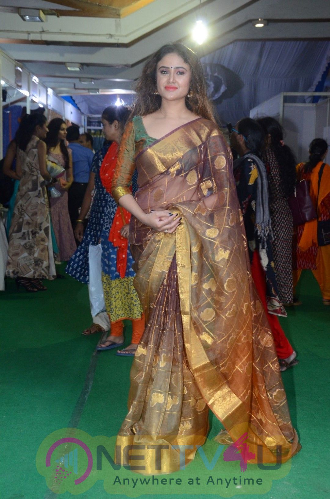 Actress Sony Charista Stunning Images  Telugu Gallery