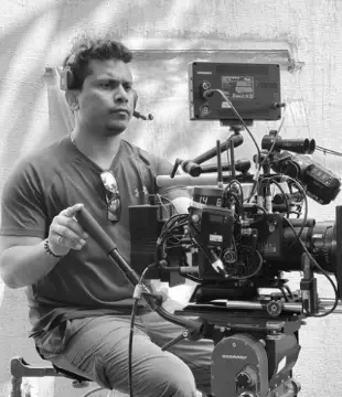 Hindi Cinematographer Kunal Khatoi