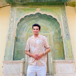 Divyanshu Nijhara Hindi Associate Producer