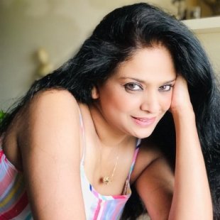 Uma Biju Hindi Costume Designer